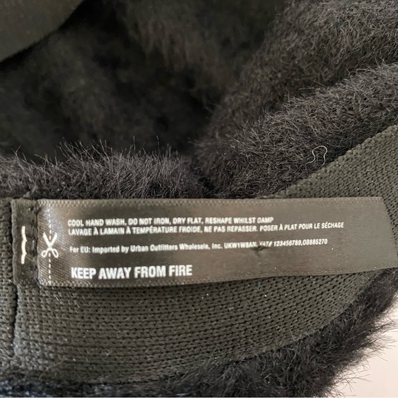 Black Fuzzy Bucket Hat RN 86170 Boho Retro Vintage-Style Hat OS - Picture 8 of 8